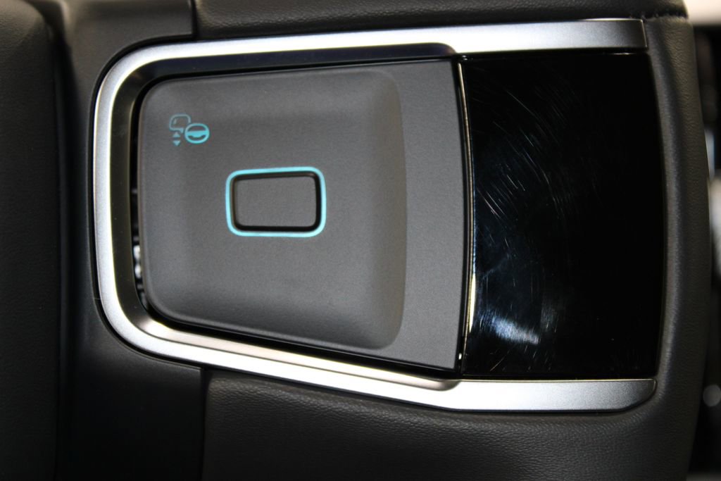 New 2026 Ford Expedition Active image 46