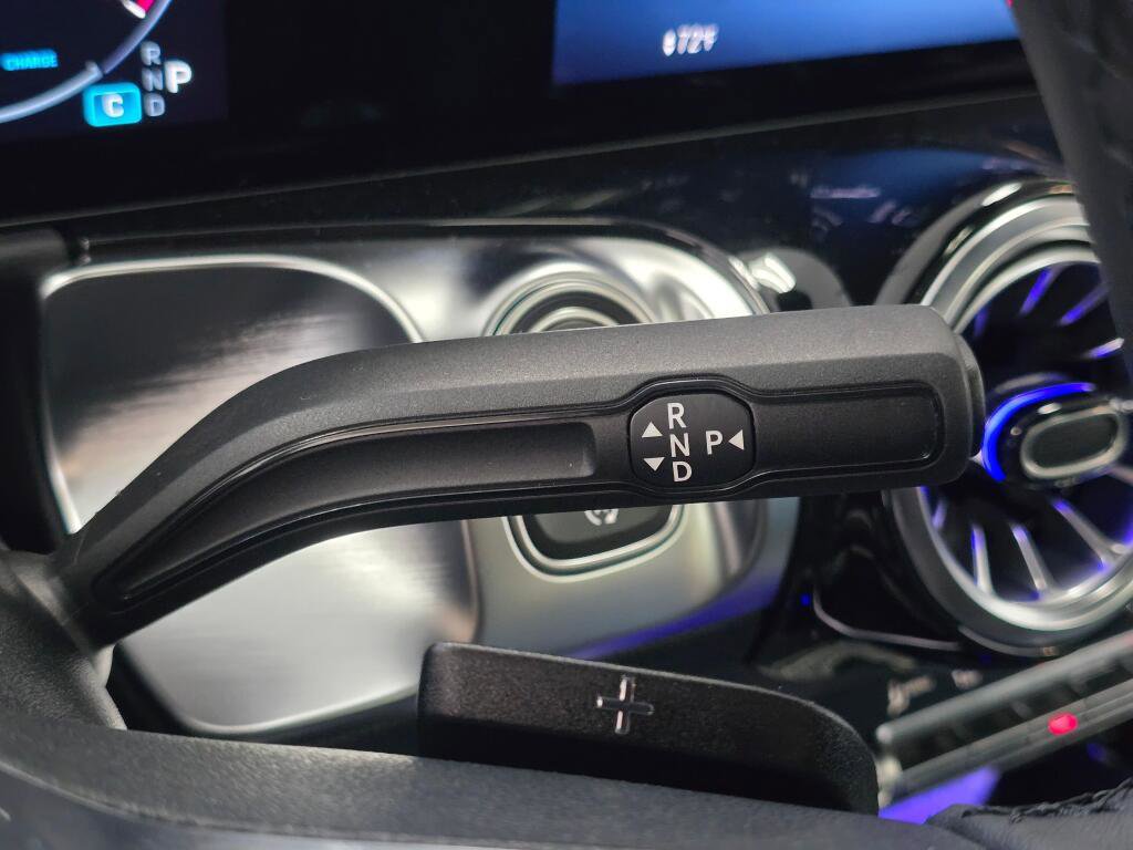 New 2026 Mercedes-Benz GLB 250 4MATIC image 16