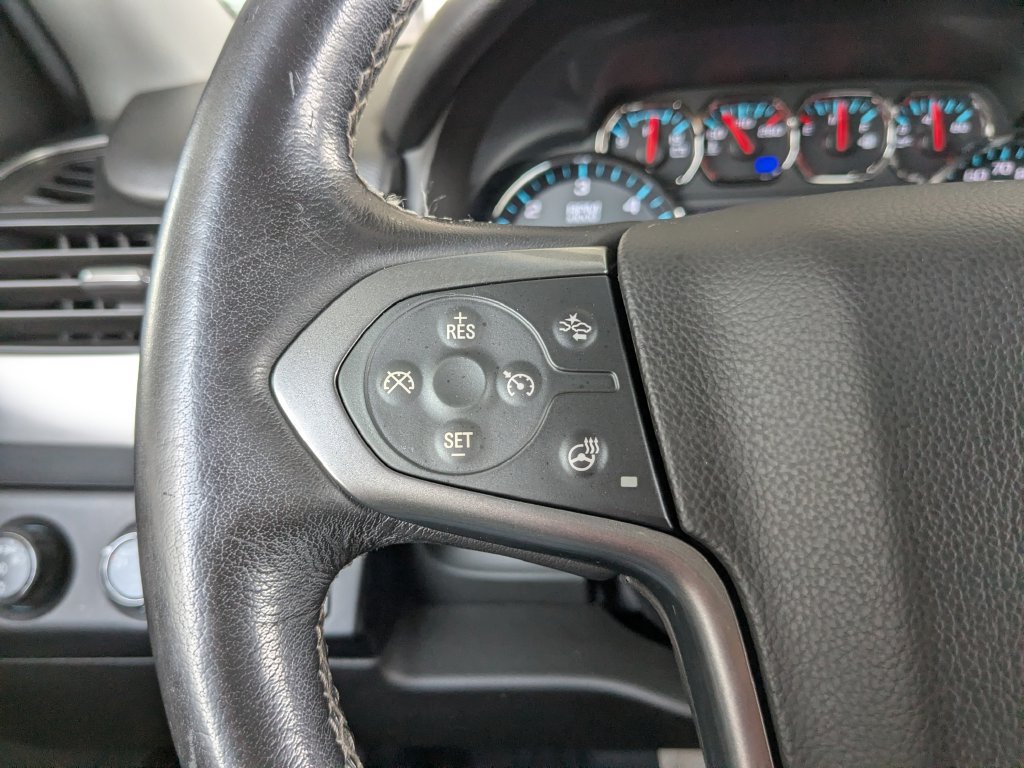 Used 2019 Chevrolet Tahoe LT w/ Luxury Package AWD/4WD image 19