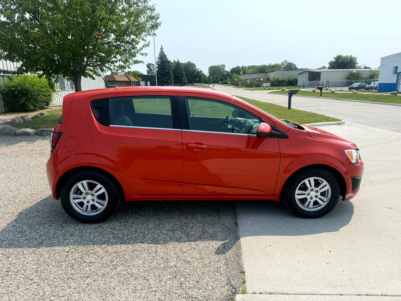 Used 2012 Chevrolet Sonic LT image 4