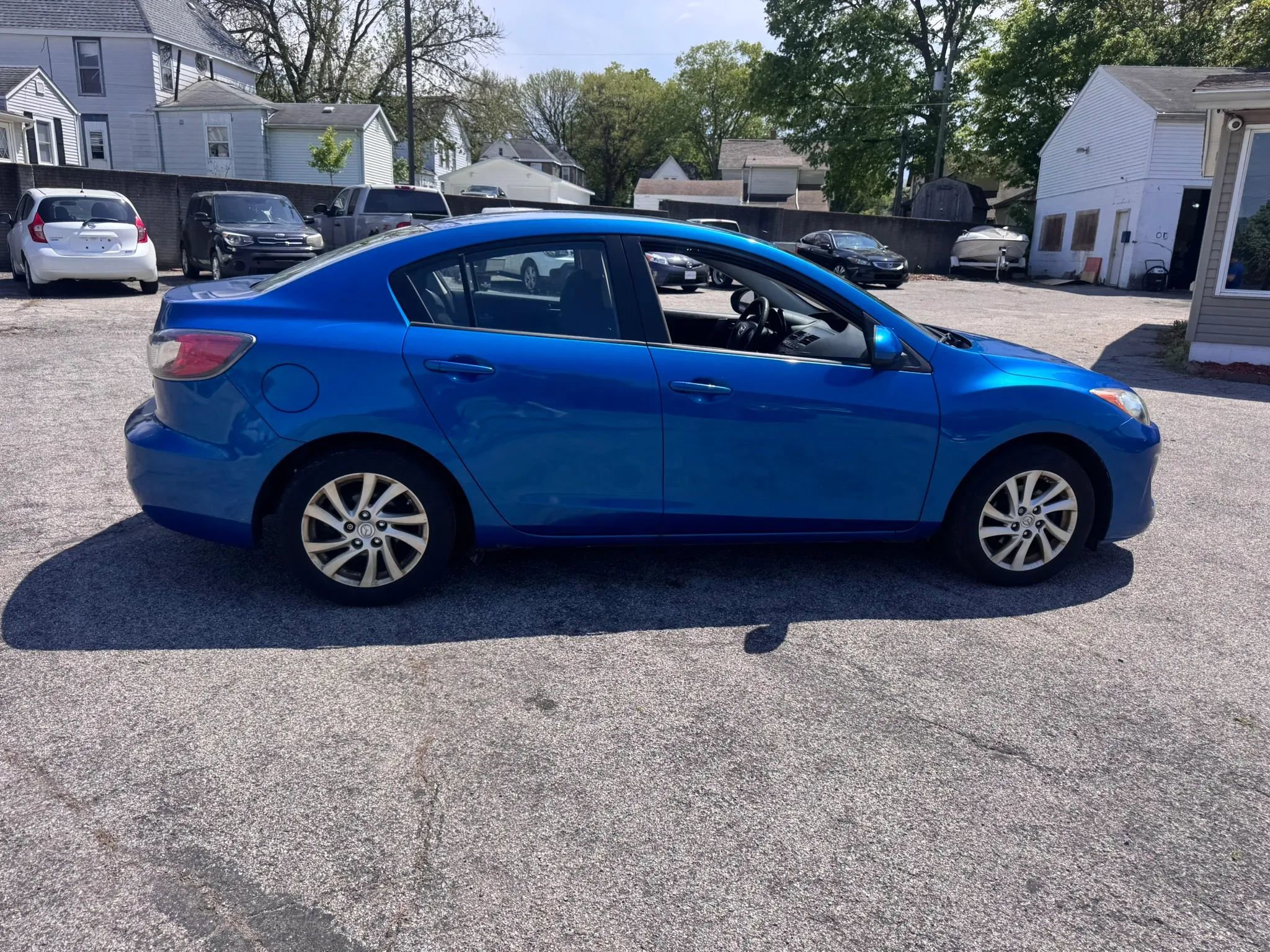 Used 2012 MAZDA MAZDA3 i Touring FWD image 5