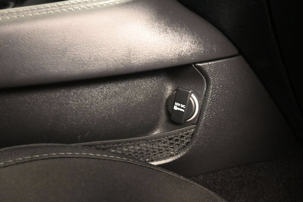 Used 2019 Dodge Challenger R/T Scat Pack w/ Shaker Package RWD image 38