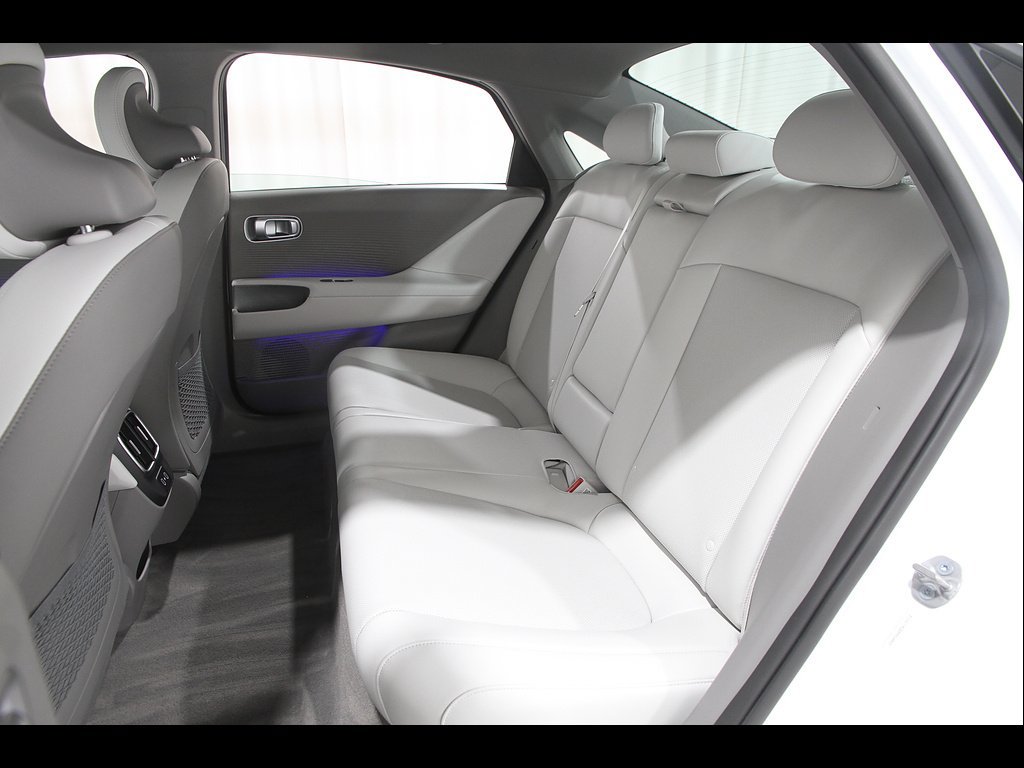 Certified 2025 Hyundai Ioniq 6 SEL RWD image 20