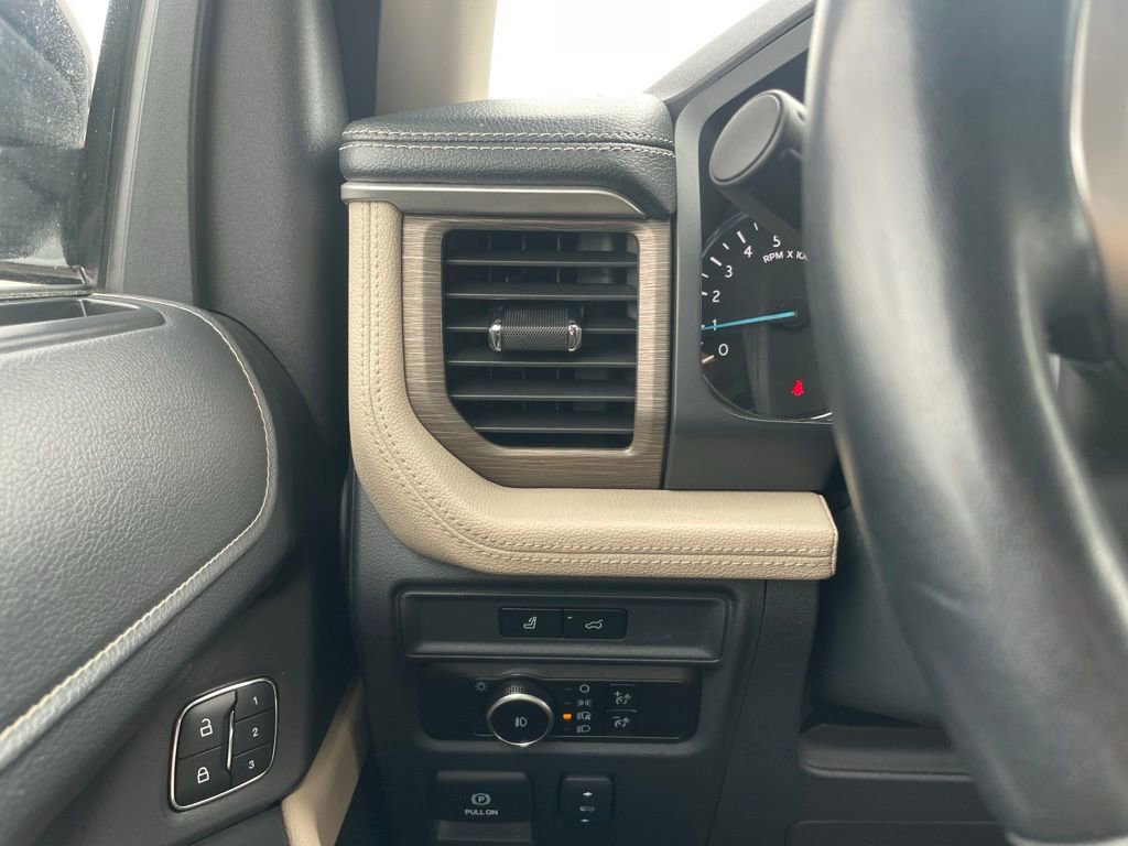 Used 2024 Ford Expedition Limited AWD/4WD image 13