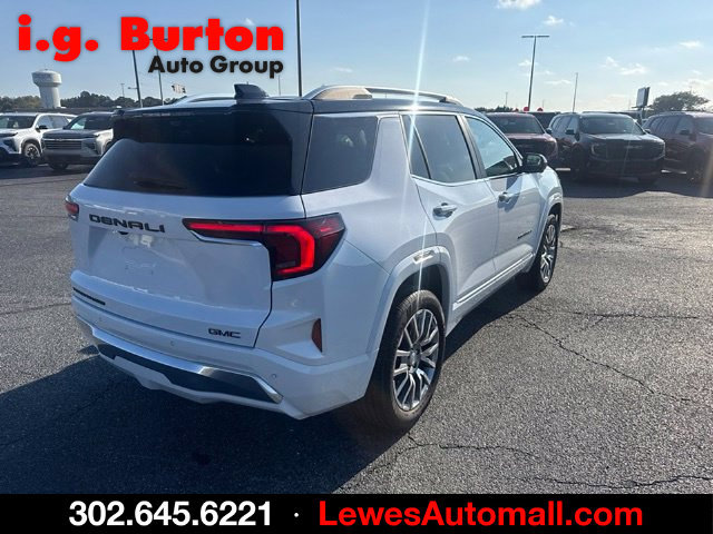 Used 2026 GMC Terrain Denali w/ LPO, Black Badging Package AWD/4WD image 3