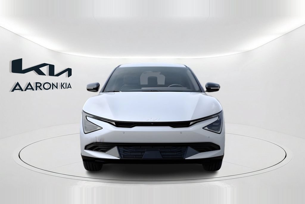 New 2026 Kia EV6 Light RWD image 2