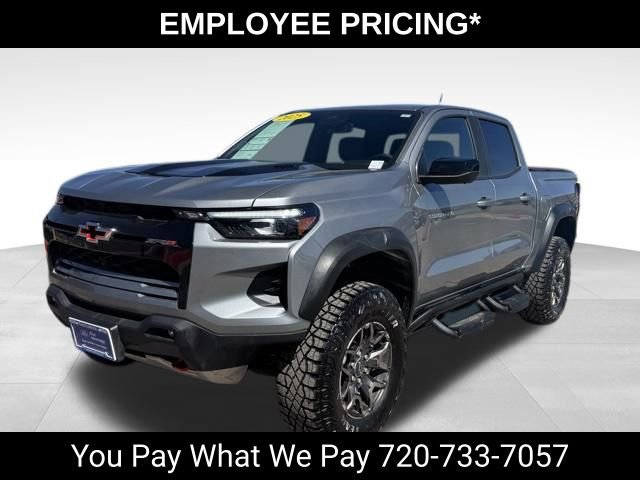 Used 2025 Chevrolet Colorado ZR2 w/ Technology Package