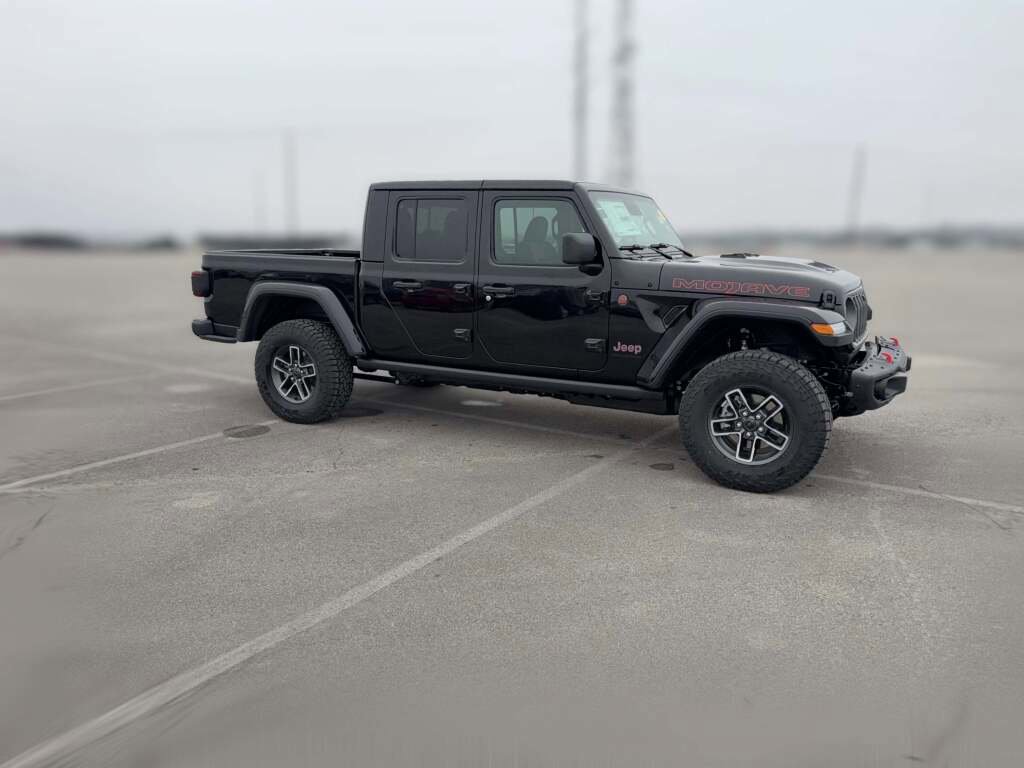 New 2026 Jeep Gladiator Mojave image 15