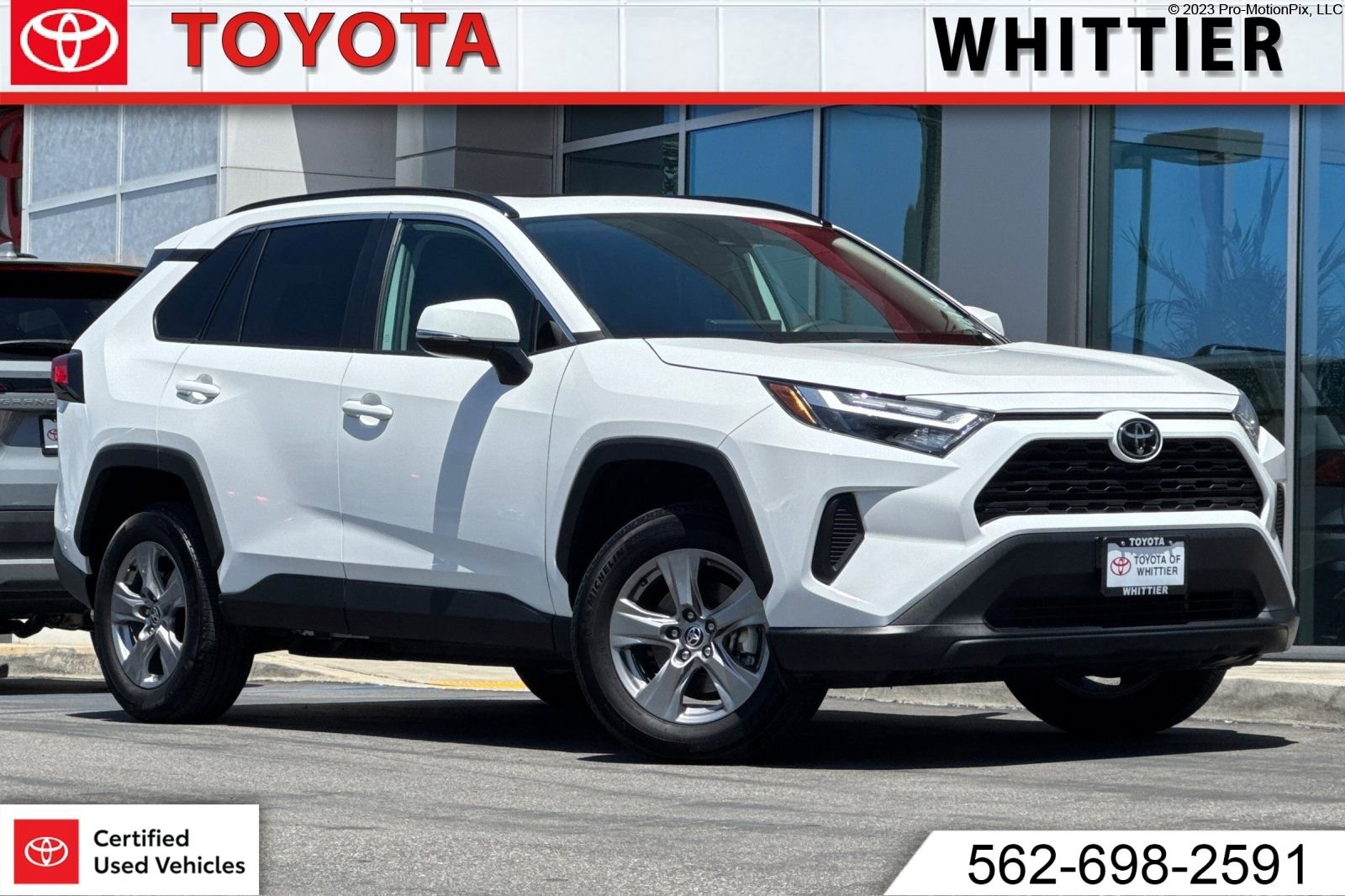 Used 2024 Toyota RAV4 XLE w/ Convenience Package FWD image 1