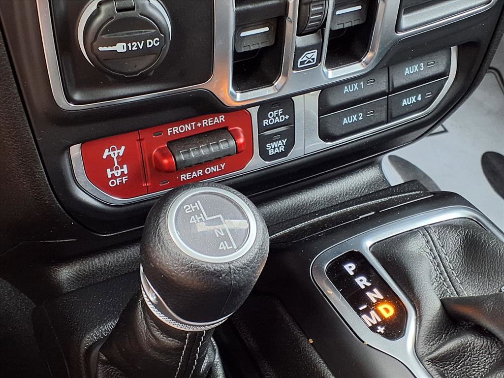 Used 2025 Jeep Gladiator Rubicon AWD/4WD image 8