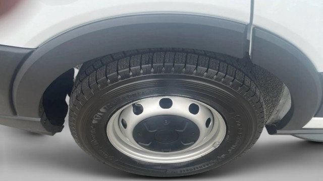 Used 2025 Ford Transit 150 Low Roof RWD image 9