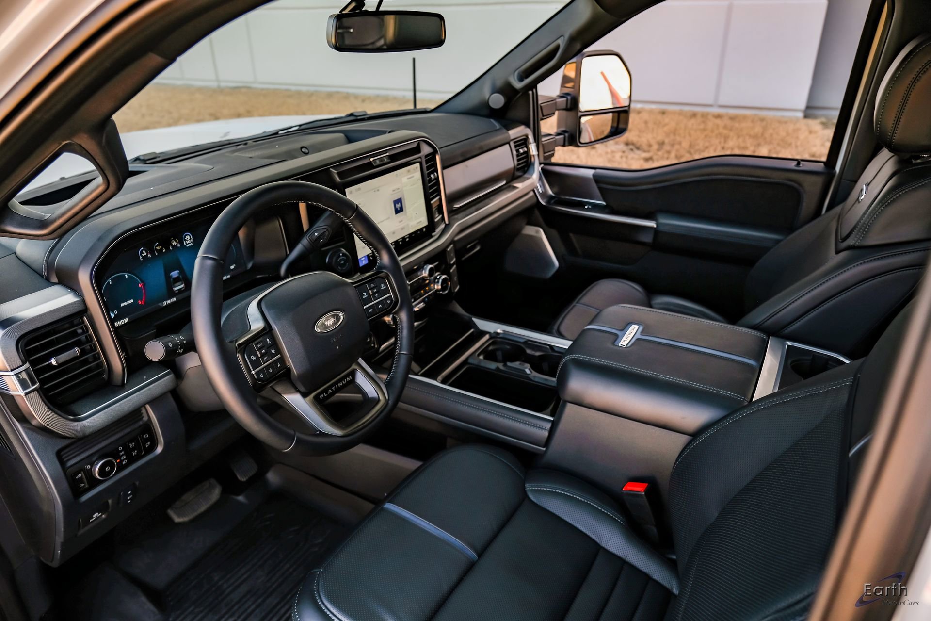 Used 2026 Ford F450 Platinum w/ FX4 Off-Road Package image 51