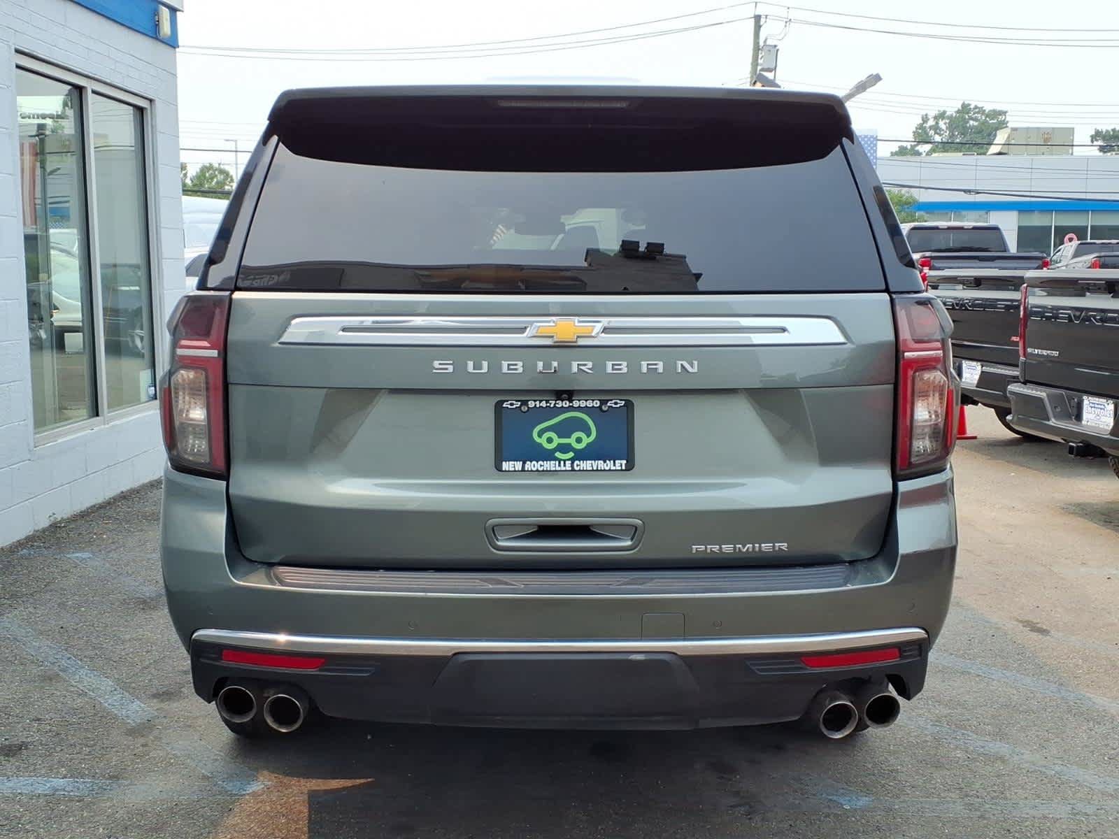 Used 2023 Chevrolet Suburban Premier AWD/4WD image 5