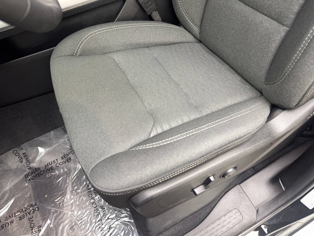 Used 2025 RAM 1500 Lone Star AWD/4WD image 32