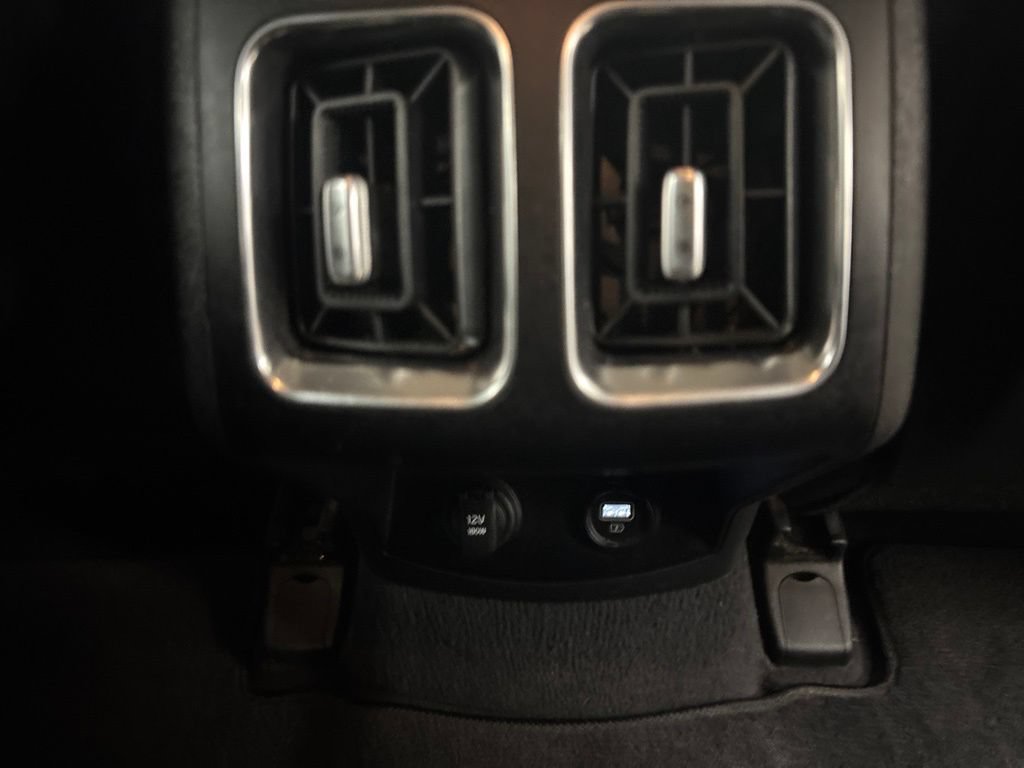 Used 2023 Kia Sorento S AWD/4WD image 32