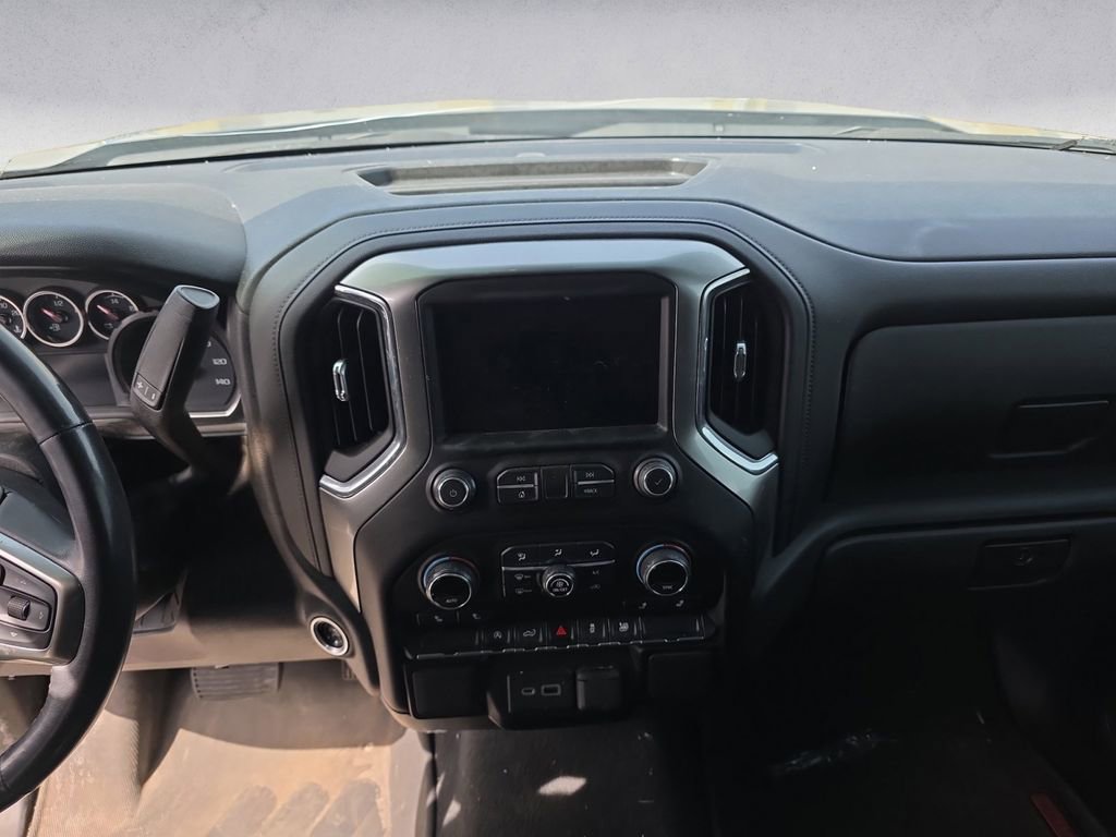 Used 2021 Chevrolet Silverado 1500 LT image 11