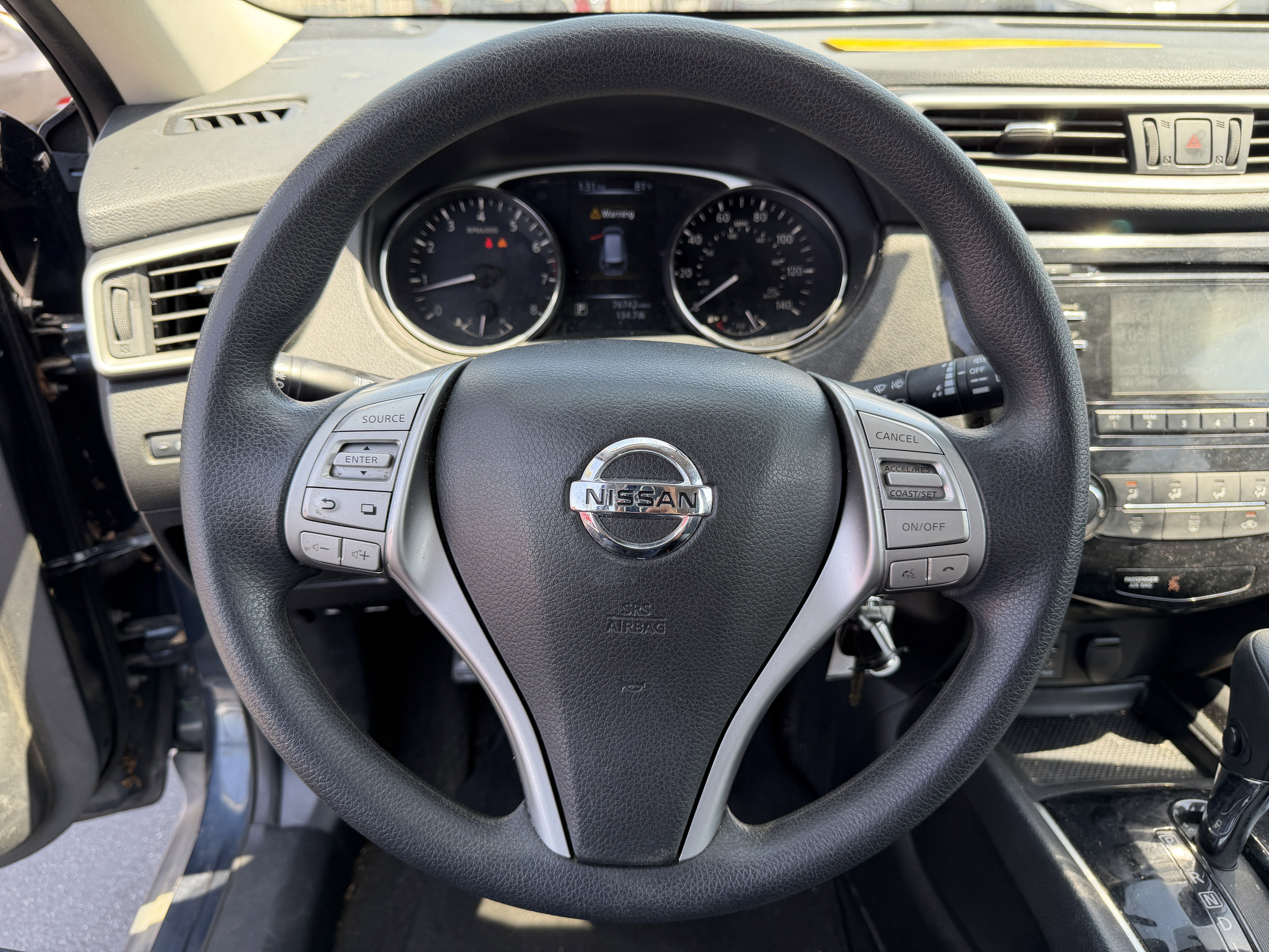 Used 2016 Nissan Rogue S image 12