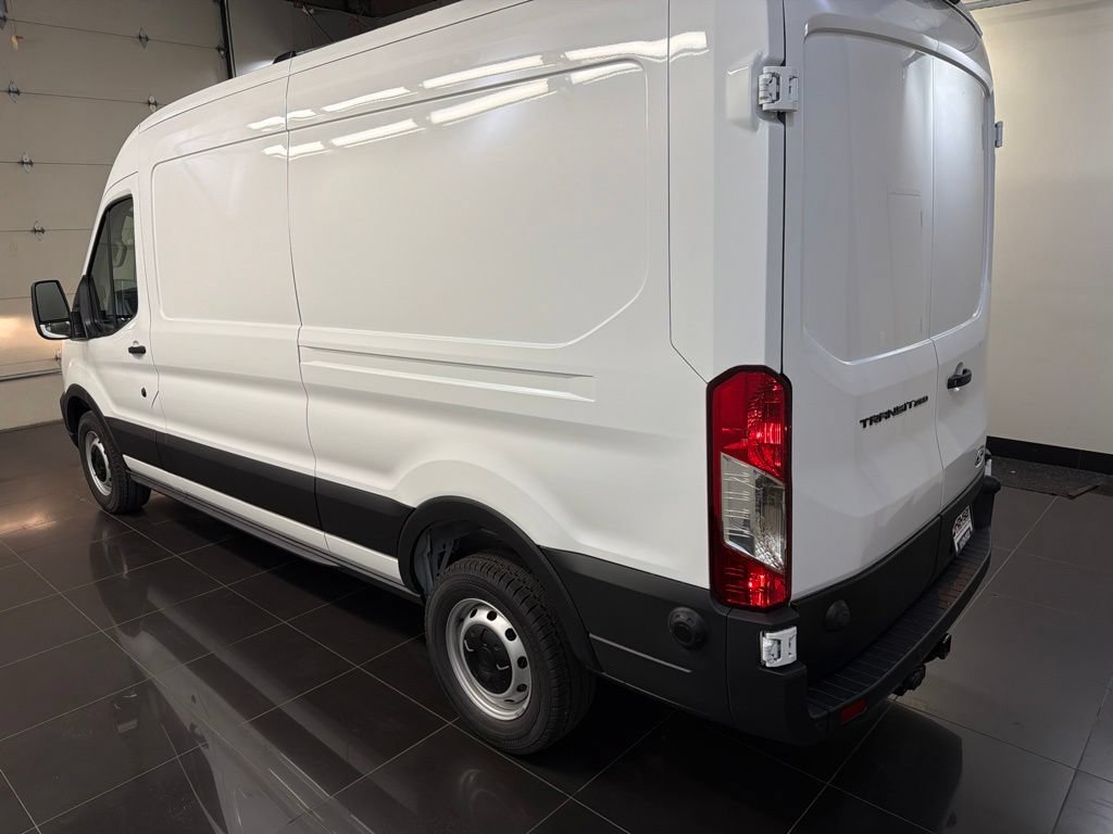 New 2026 Ford Transit 250 148 Medium Roof RWD image 4