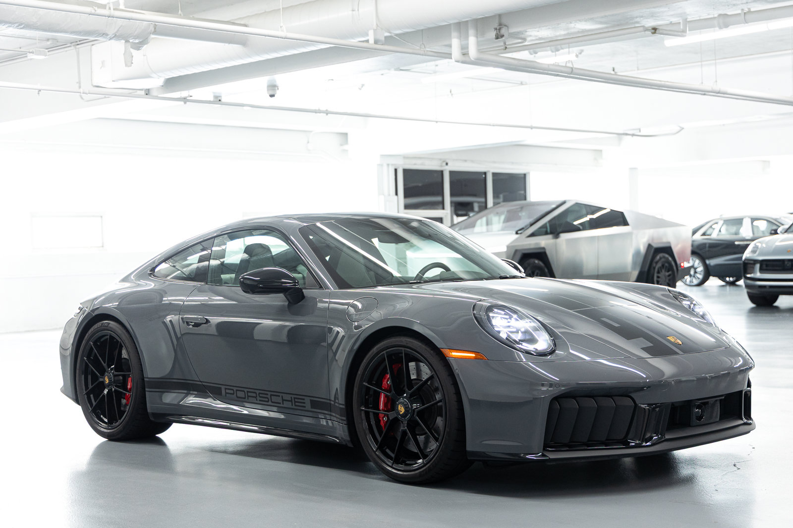 Used 2026 Porsche 911 Carrera GTS RWD image 7