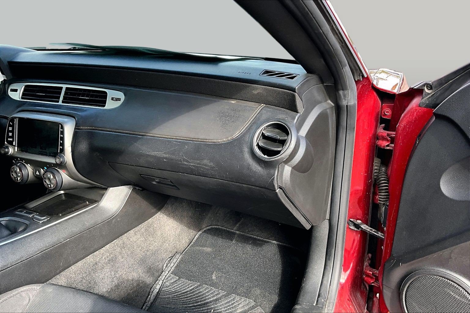 Used 2015 Chevrolet Camaro SS RWD image 14