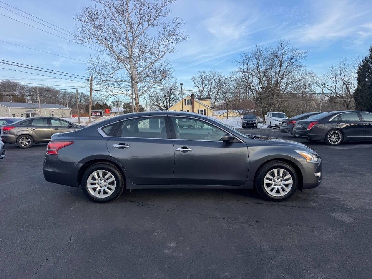Used 2013 Nissan Altima 2.5 S FWD image 4