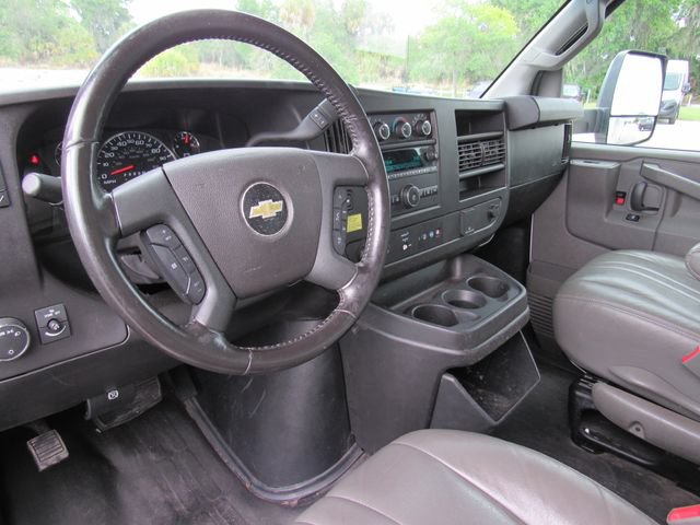 Used 2021 Chevrolet Express 3500 w/ Power Convenience Package RWD image 19