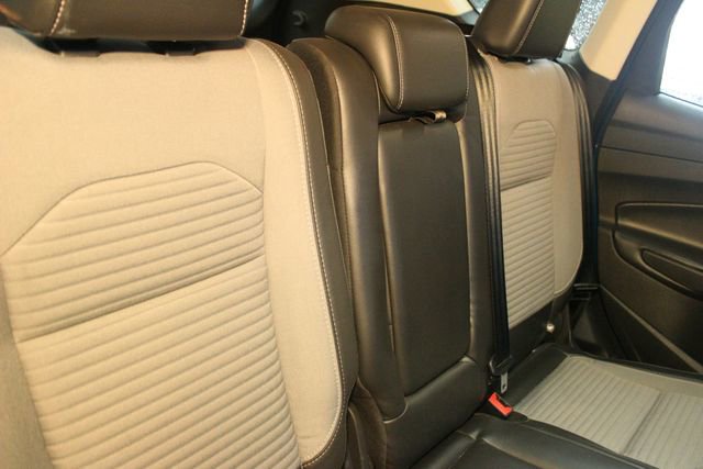 Used 2018 Ford Escape SE w/ SE SYNC Package image 13