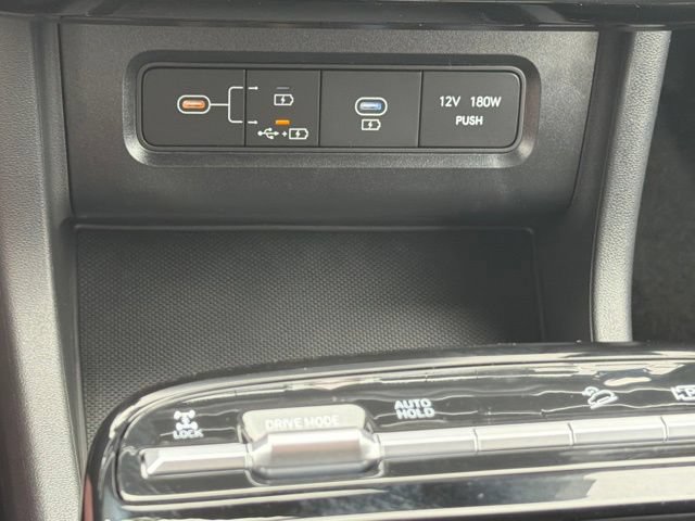New 2026 Hyundai Tucson Blue SE AWD/4WD image 32