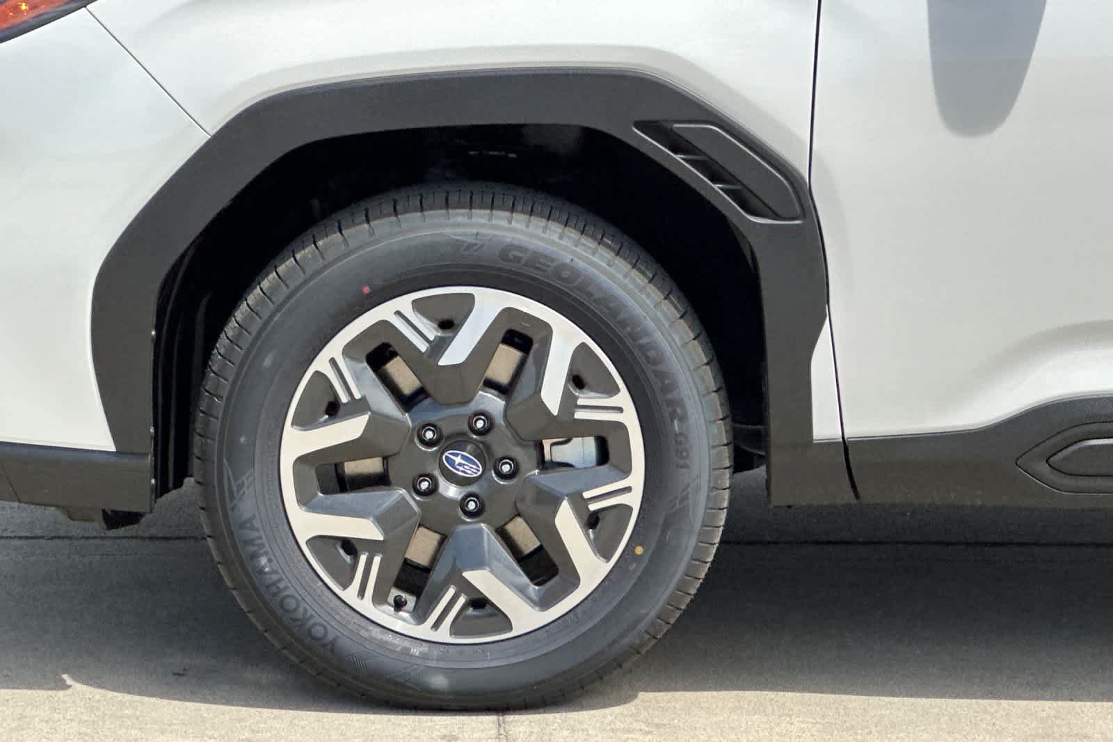 New 2026 Subaru Forester Premium AWD/4WD image 30