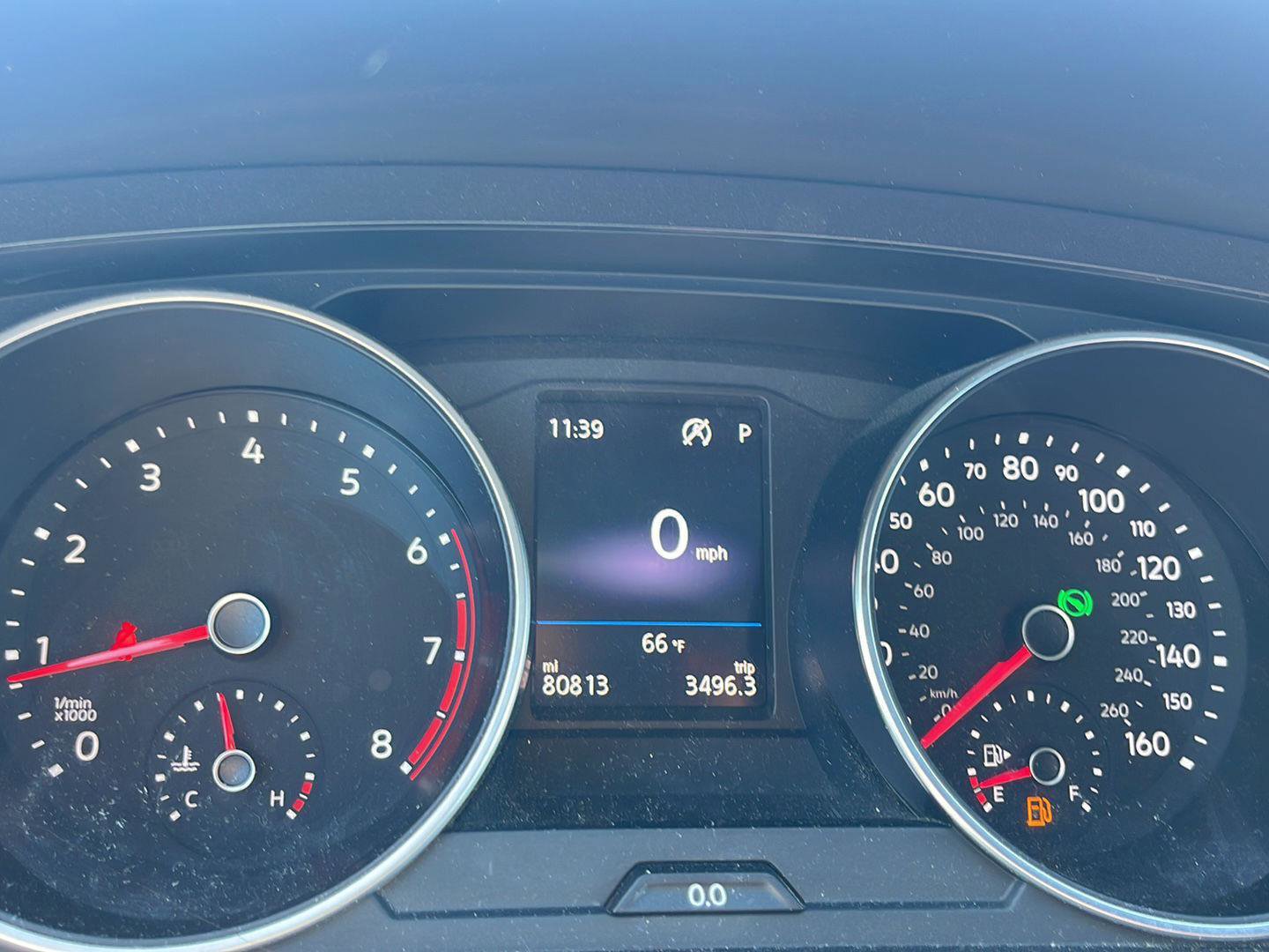 Used 2020 Volkswagen Tiguan SE R-Line AWD/4WD image 9