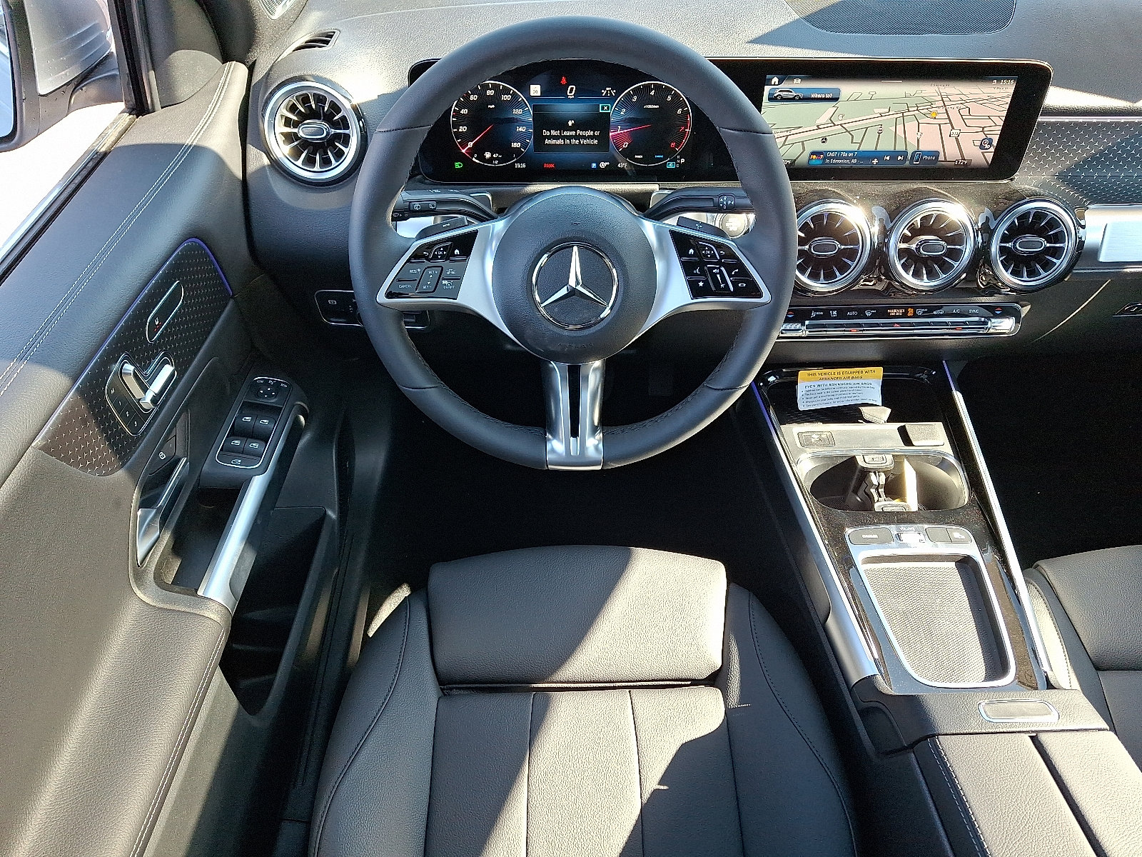 New 2026 Mercedes-Benz GLB 250 4MATIC image 9