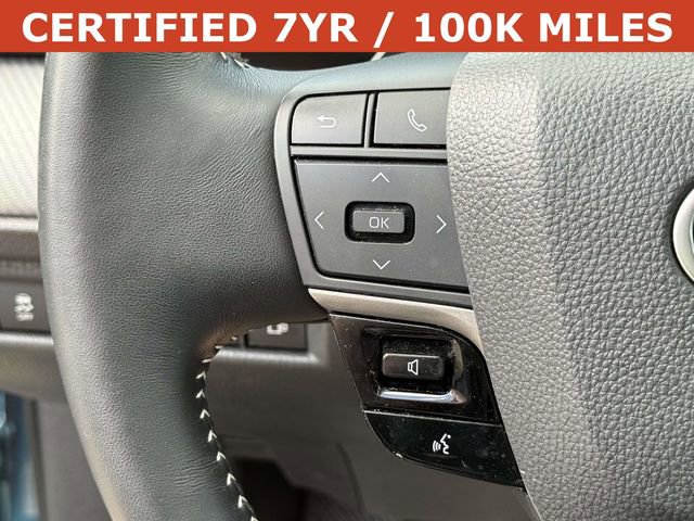 Used 2025 Toyota Camry SE w/ Convenience Package FWD image 26