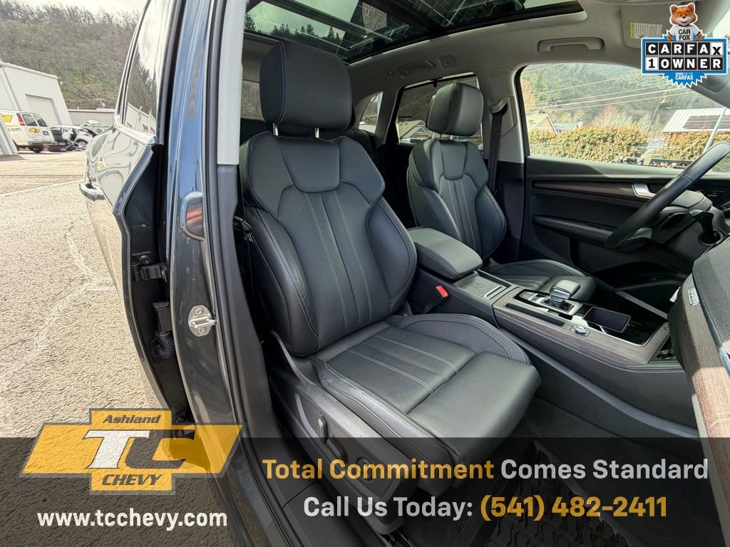 Used 2021 Audi Q5 e Prestige w/ Prestige Package image 15