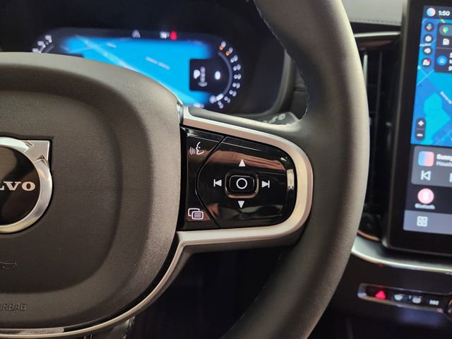Used 2025 Volvo XC90 B5 Core w/ Protection Package image 29
