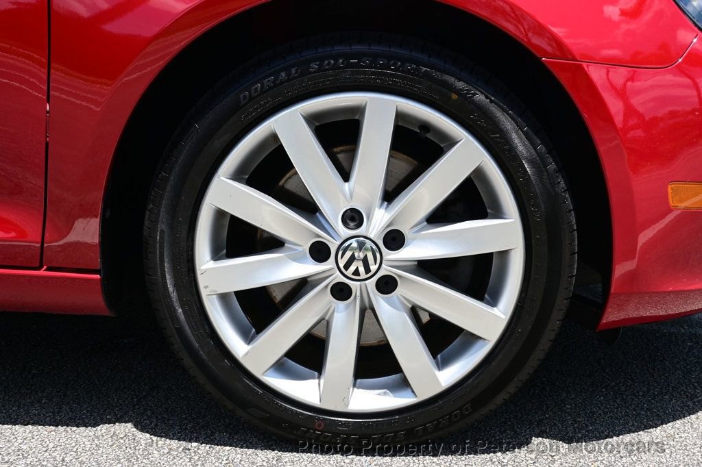 Used 2011 Volkswagen Jetta TDI image 12