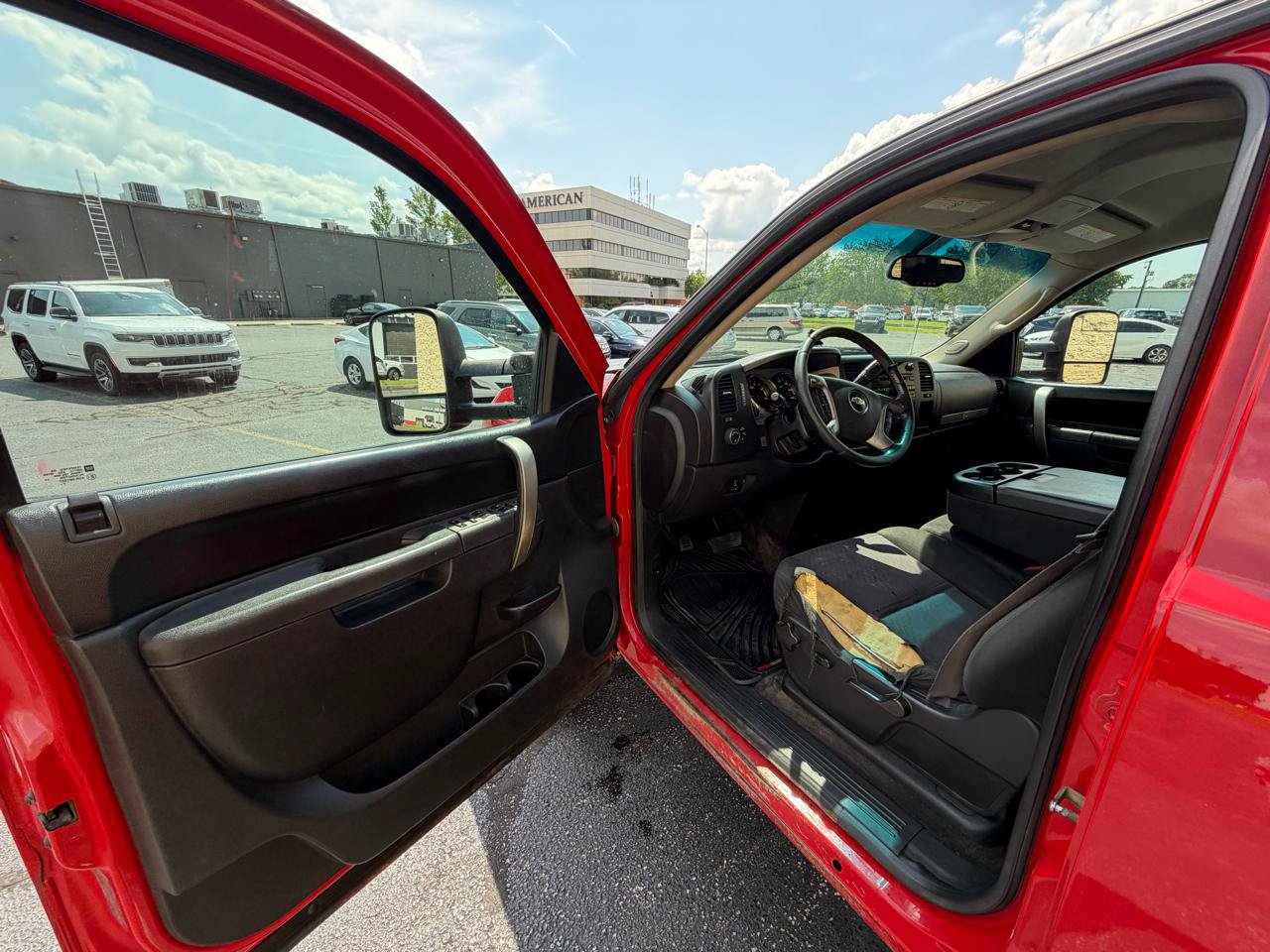 Used 2014 Chevrolet Silverado 2500 LT w/ Interior Plus Package AWD/4WD image 9