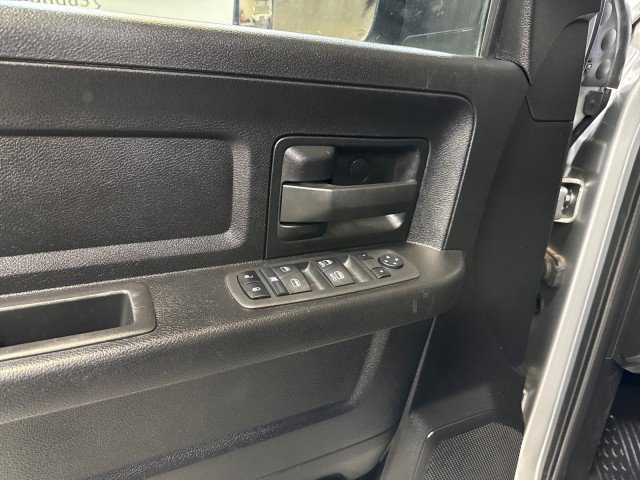 Used 2022 RAM 3500 Tradesman w/ Chrome Appearance Group image 23