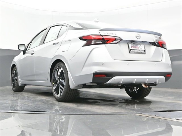 New 2025 Nissan Versa SR w/ Trunk Package image 23