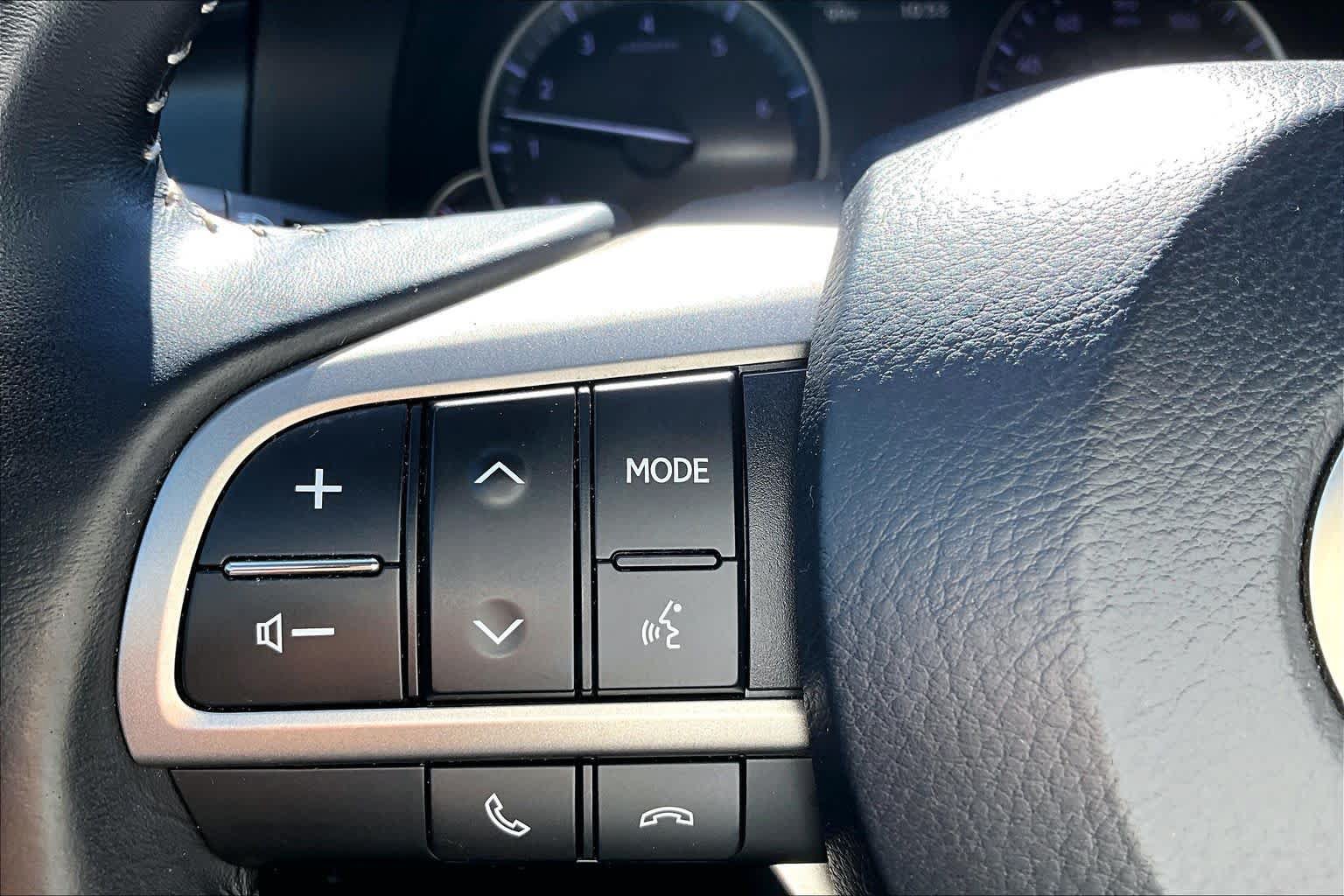 Used 2017 Lexus ES 350 w/ Accessory Package 2 FWD image 23