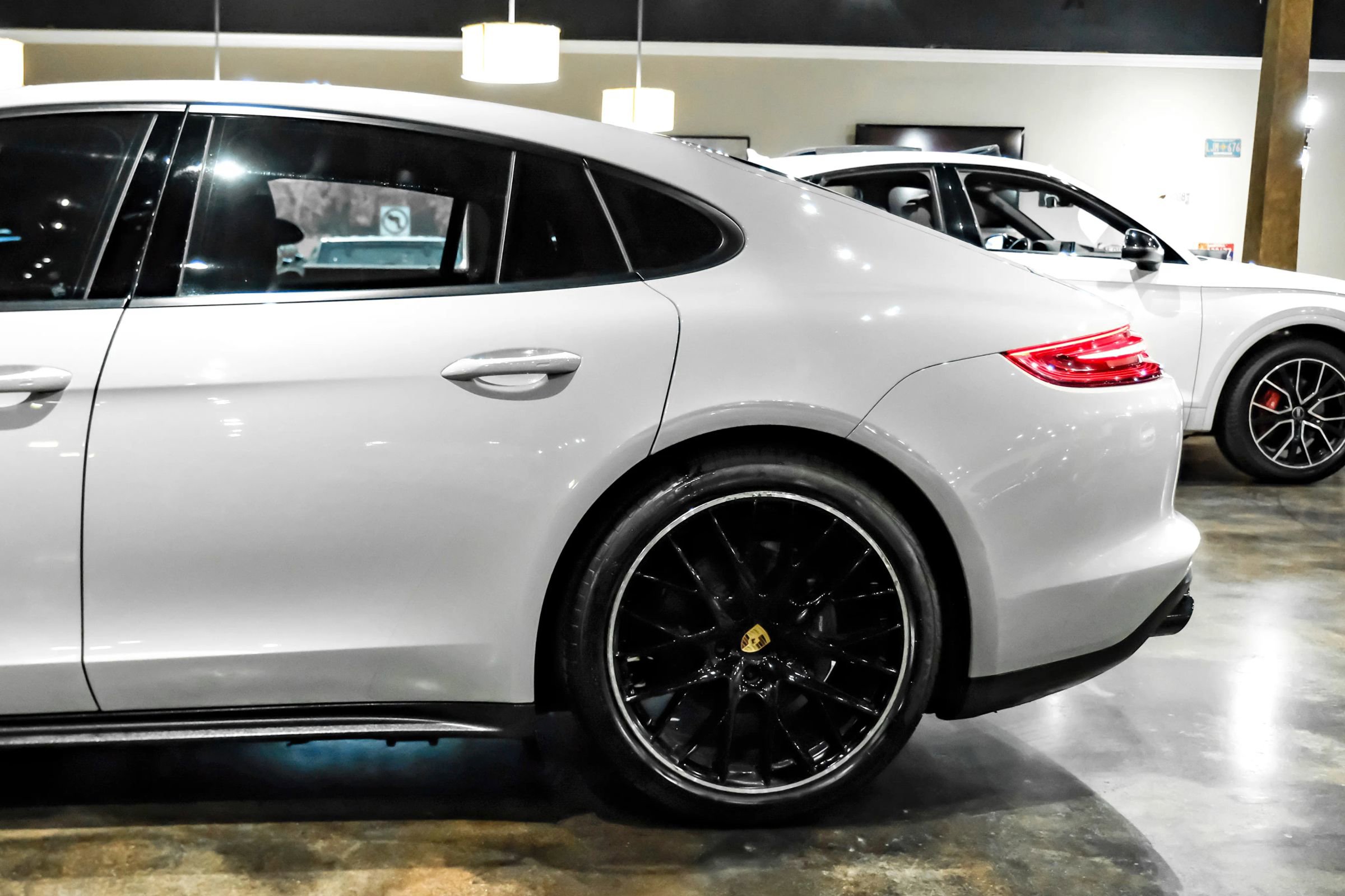 Used 2018 Porsche Panamera 4 AWD/4WD image 14