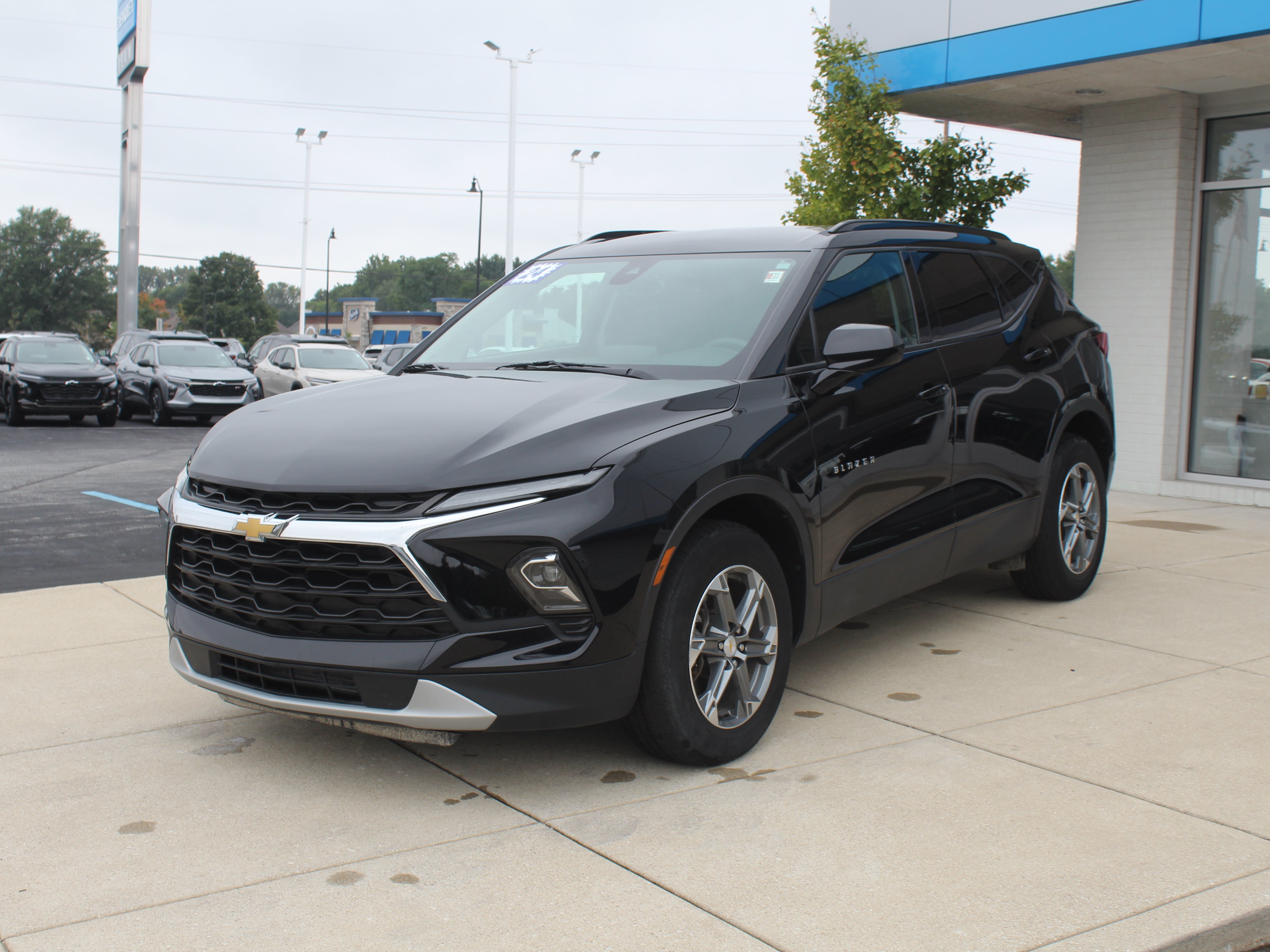 Certified 2024 Chevrolet Blazer LT w/ Convenience Package AWD/4WD image 10