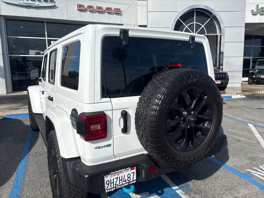 Used 2024 Jeep Wrangler Unlimited Sahara w/ Technology Group AWD/4WD image 6