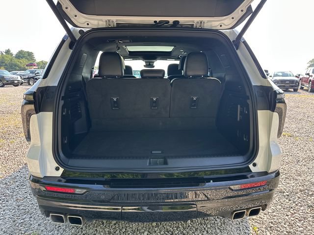 Used 2024 Chevrolet Traverse RS AWD/4WD image 13