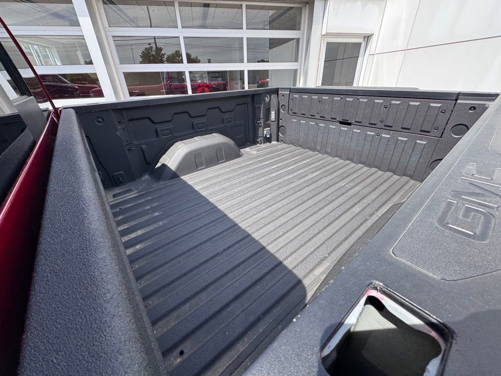 Used 2024 GMC Sierra 1500 SLT w/ SLT Premium Plus Package AWD/4WD image 25