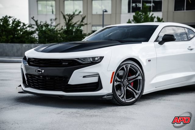Used 2019 Chevrolet Camaro SS RWD image 40