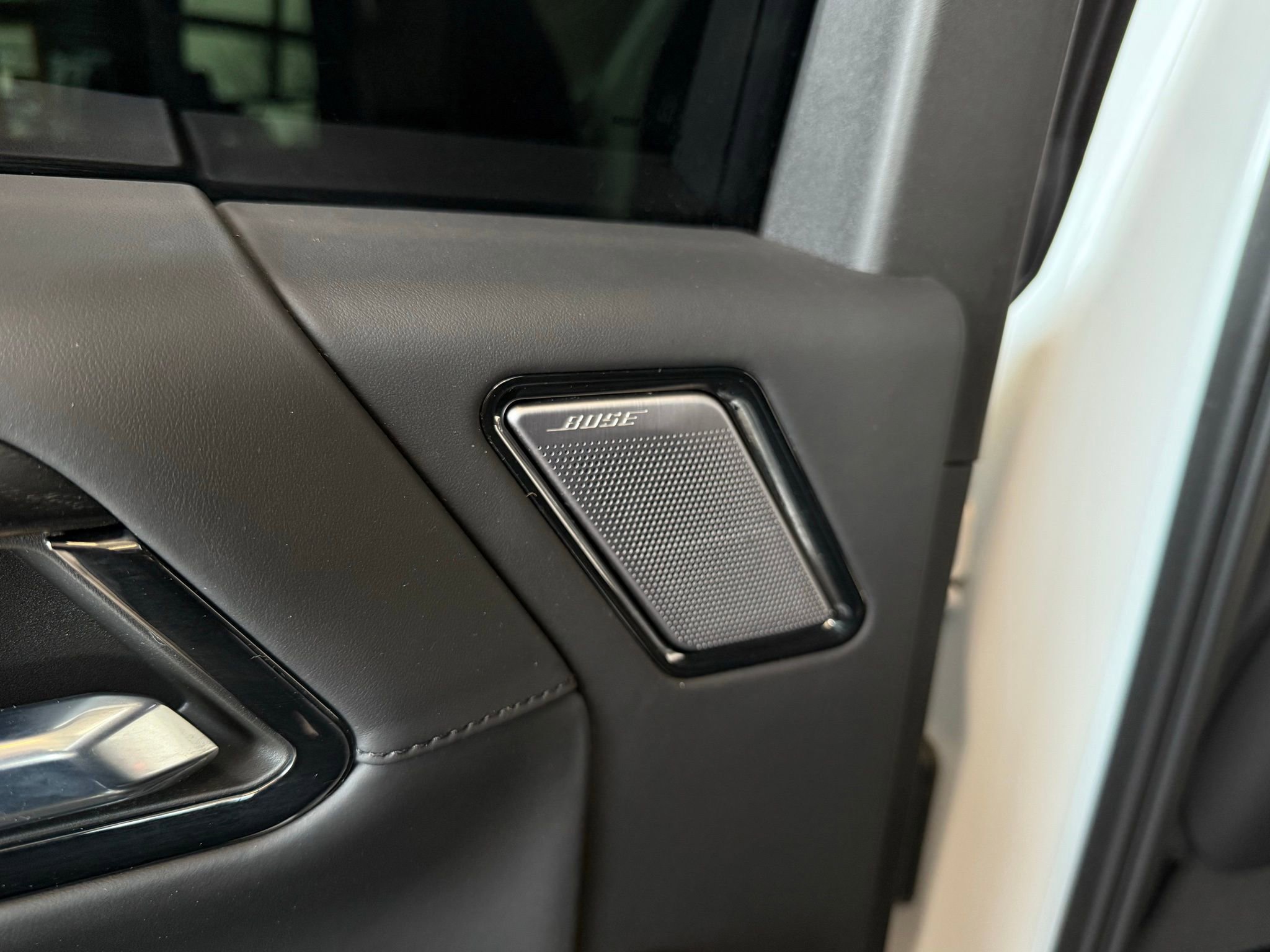 Used 2024 GMC Sierra 2500 AT4X image 44