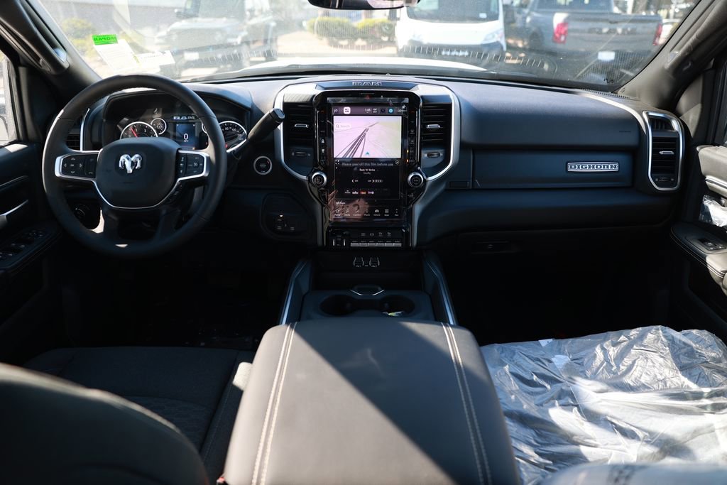 New 2026 RAM 2500 Big Horn AWD/4WD image 24