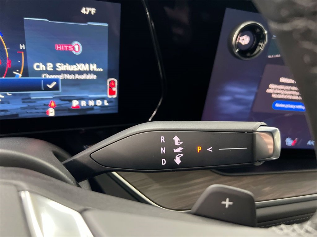 New 2026 Chevrolet Suburban LT image 17