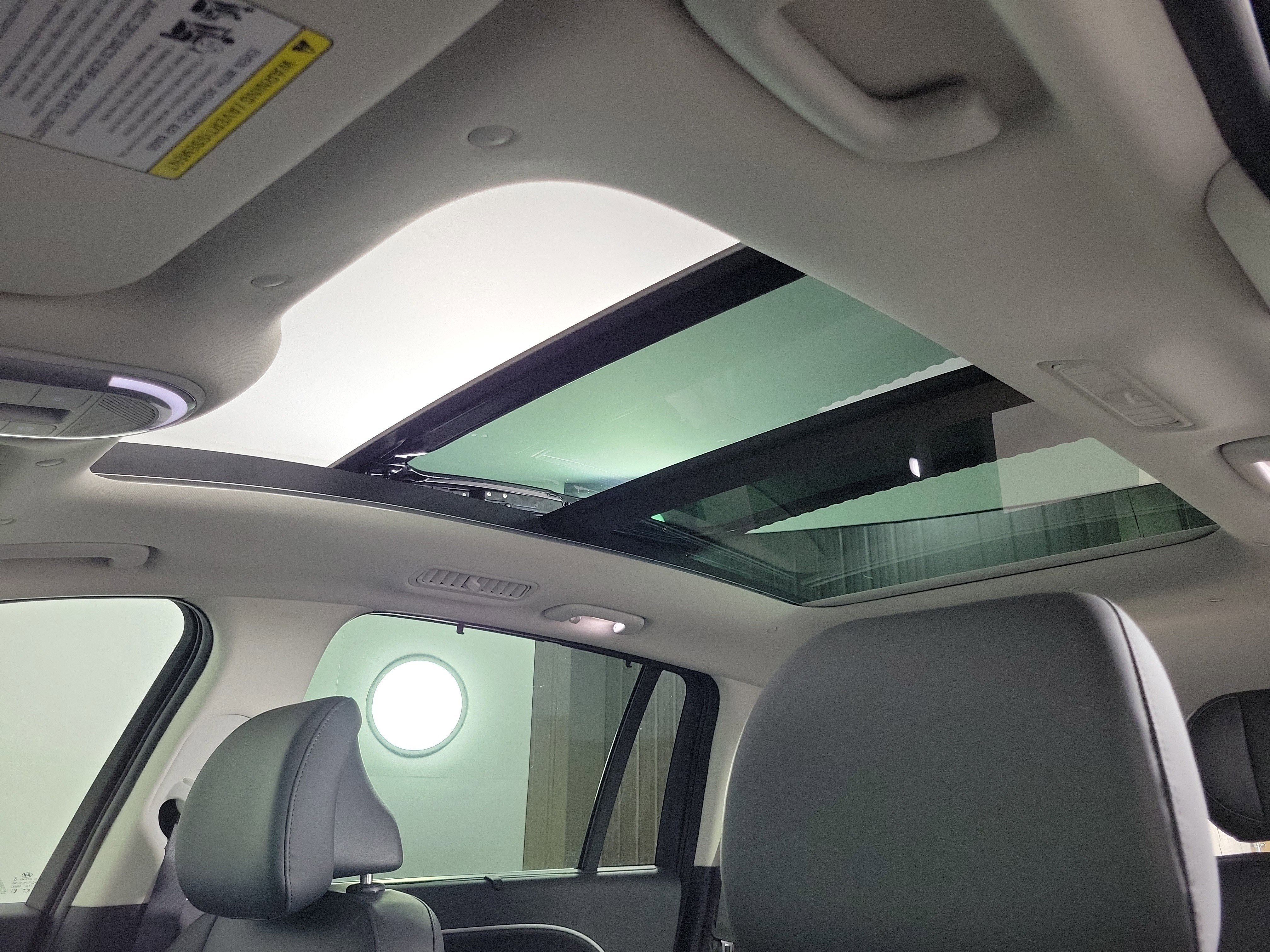 New 2026 Hyundai Ioniq 9 Limited image 27