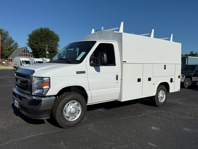New 2026 Ford E-350 and Econoline 350 Super Duty w/ Power Equipment Group image 4